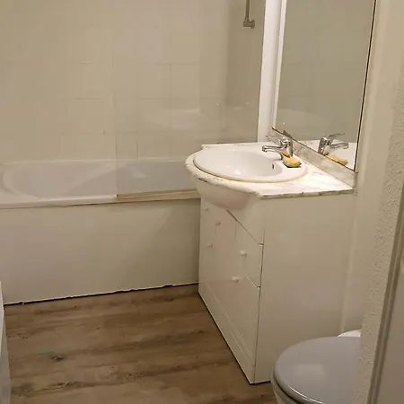 2 Pieces A Pour 6 Pers. Avec Piscine - Fr-1-504-182 Lägenhet